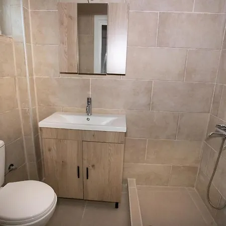 Mani Residences Trisakia