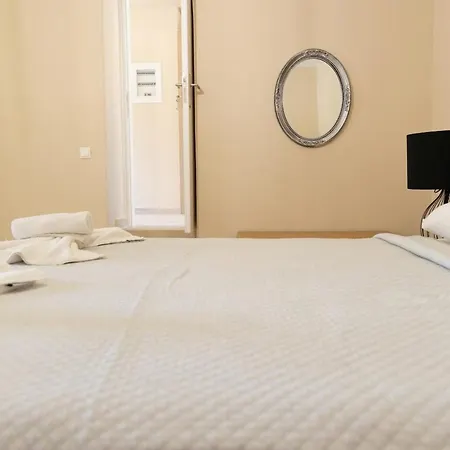 Mani Residences Trisakia *