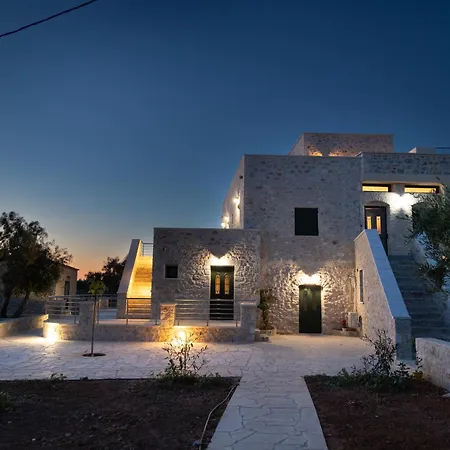 Apartment Mani Residences Trisakia
